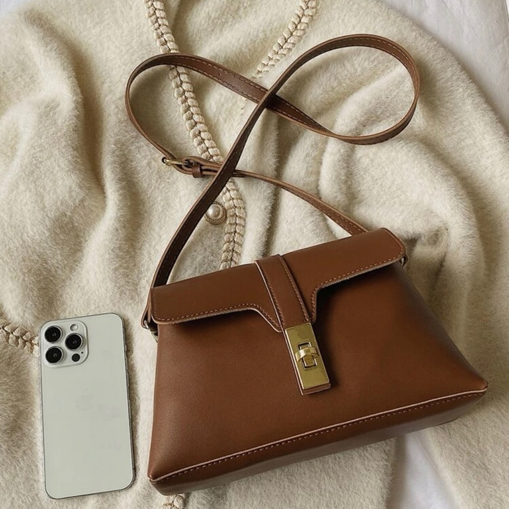 Crossbody faux leather purse